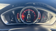 Volvo V40 D2 [122] R DESIGN Edition 5dr Diesel Hatchback